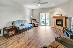 955 Liberty Blvd, Sun Prairie, WI 53590 - Photo 4