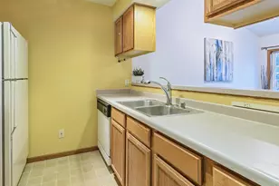 1017 McKenna Blvd, Madison, WI 53719 - Photo 12