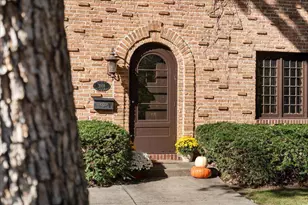 3918 Nakoma Rd, Madison, WI 53711 - Photo 4