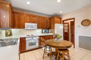 3918 Nakoma Rd, Madison, WI 53711 - Photo 12