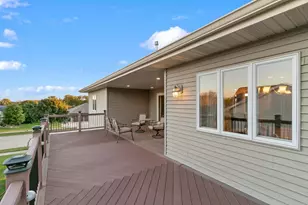 2819 Bluebird Dr, Portage, WI 53901 - Photo 24