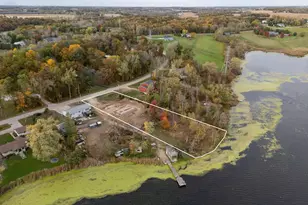 W647 Oak Shore Dr, Fall River, WI 53932 - Photo 2