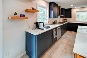 3702 Nathan Hale Ct, Middleton, WI 53562 - Photo 16