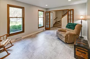 3702 Nathan Hale Ct, Middleton, WI 53562 - Photo 6