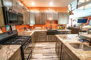 600 Oakwood St, Warrens,warrens, WI 54666 - Photo 14