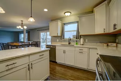131 W Blackhawk Drive, Fort Atkinson, WI 53538 - Photo 8