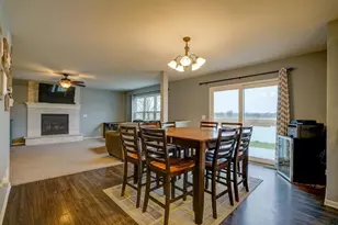 131 W Blackhawk Dr, Fort Atkinson, WI 53538 - Photo 16