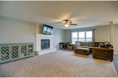 131 W Blackhawk Drive, Fort Atkinson, WI 53538 - Photo 10