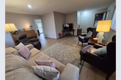 409 Kings Lynn Road, Stoughton, WI 53589 - Photo 16