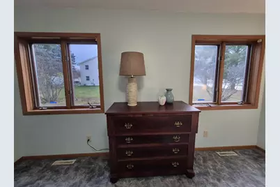 409 Kings Lynn Road, Stoughton, WI 53589 - Photo 38