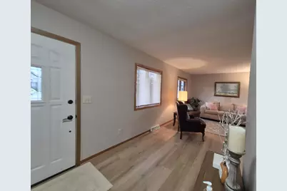 409 Kings Lynn Road, Stoughton, WI 53589 - Photo 14