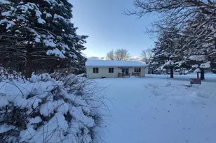 409 Kings Lynn Rd, Stoughton, WI 53589 - Photo 6