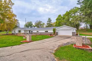 W8388 Crawford Rd, Portage, WI 53901 - Photo 42