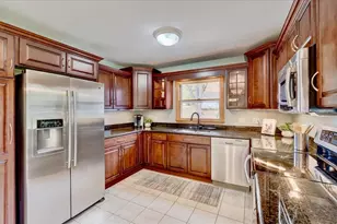 518 Johnson St, Stoughton, WI 53589 - Photo 12