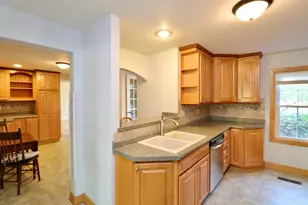 2331 W St Lawrence Ave, Beloit, WI 53511 - Photo 14