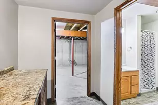 2201 Winfield Dr, Reedsburg, WI 53959 - Photo 52