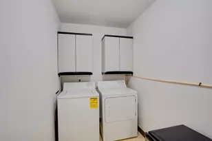 703 Kottke Dr, Madison, WI 53719 - Photo 16