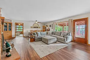 421 Roblee Rd, Baraboo, WI 53913 - Photo 6