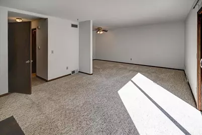 2640 Osmundsen Road, Fitchburg, WI 53711 - Photo 10