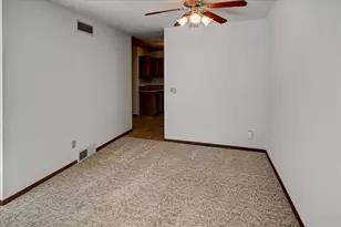 2640 Osmundsen Rd, Fitchburg, WI 53711 - Photo 20