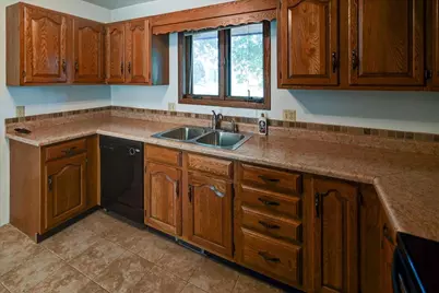 2640 Osmundsen Road, Fitchburg, WI 53711 - Photo 14