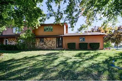 2640 Osmundsen Road, Fitchburg, WI 53711 - Photo 2