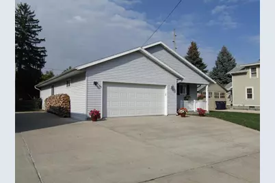 481 N Pearl Street, Janesville, WI 53548 - Photo 4