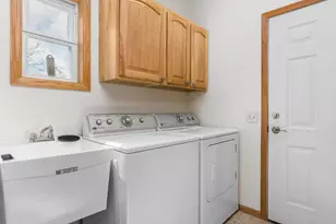100 Jennifer Cir, Mount Horeb, WI 53572 - Photo 14