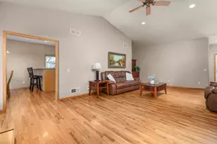 100 Jennifer Cir, Mount Horeb, WI 53572 - Photo 6