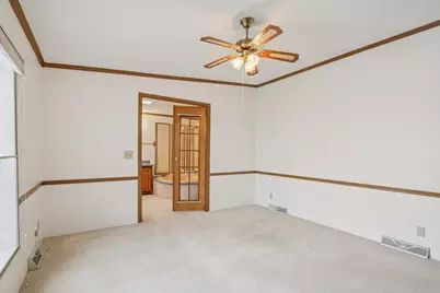 424 Oak Lodge Road, Racine, WI 53185 - Photo 26