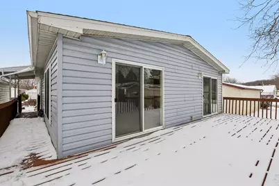 424 Oak Lodge Road, Racine, WI 53185 - Photo 44