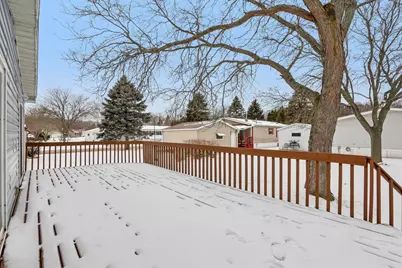 424 Oak Lodge Road, Racine, WI 53185 - Photo 46