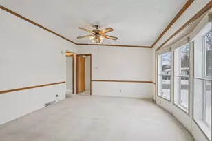 424 Oak Lodge Rd, Racine, WI 53185 - Photo 16