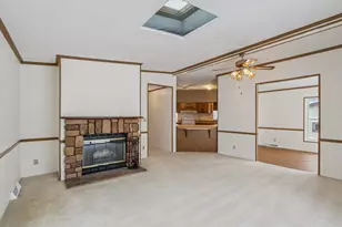 424 Oak Lodge Rd, Racine, WI 53185 - Photo 18