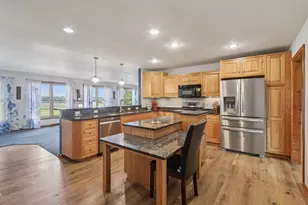 7108 Meier Rd, Middleton, WI 53562 - Photo 16