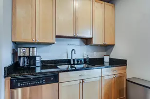 1023 Williamson St, Madison, WI 53703 - Photo 14