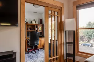 1023 Williamson St, Madison, WI 53703 - Photo 8