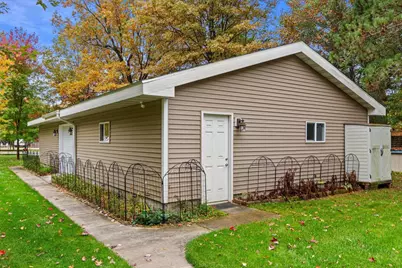 818 Manchester Court, Nekoosa, WI 54457 - Photo 36