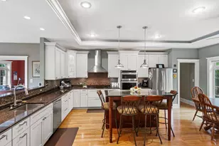 818 Manchester Ct, Nekoosa, WI 54457 - Photo 2