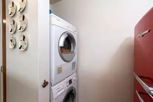 404 S Blount St, Madison, WI 53703 - Photo 16