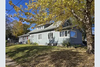 202 Hackett Street, Beloit, WI 53511 - Photo 2