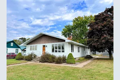 1202 S 9th Street, Prairie Du Chien, WI 53821 - Photo 1