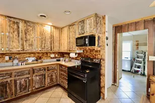 2910 W Bass Creek Rd, Beloit, WI 53511 - Photo 8