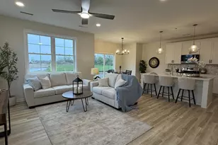 3166 S Bartells Dr, Beloit, WI 53511 - Photo 6