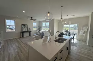 3166 S Bartells Dr, Beloit, WI 53511 - Photo 10