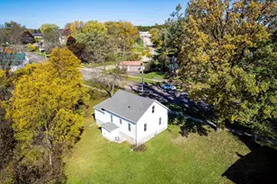 825 Mill St, Hillsboro, WI 54634 - Photo 4