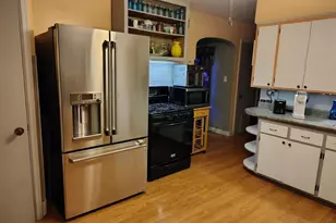 1722 Manitoba Ave, South Milwaukee, WI 53172 - Photo 6