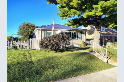 1722 Manitoba Avenue, South Milwaukee, WI 53172 - Photo 2