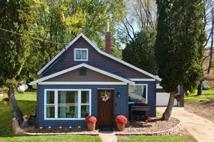 404 Division St, Ontario, WI 54651 - Photo 2