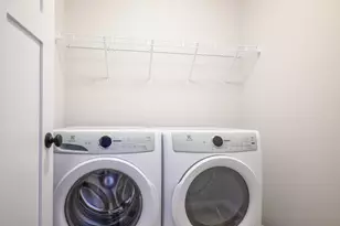 10122 Mosaic Way, Middleton, WI 53593 - Photo 8